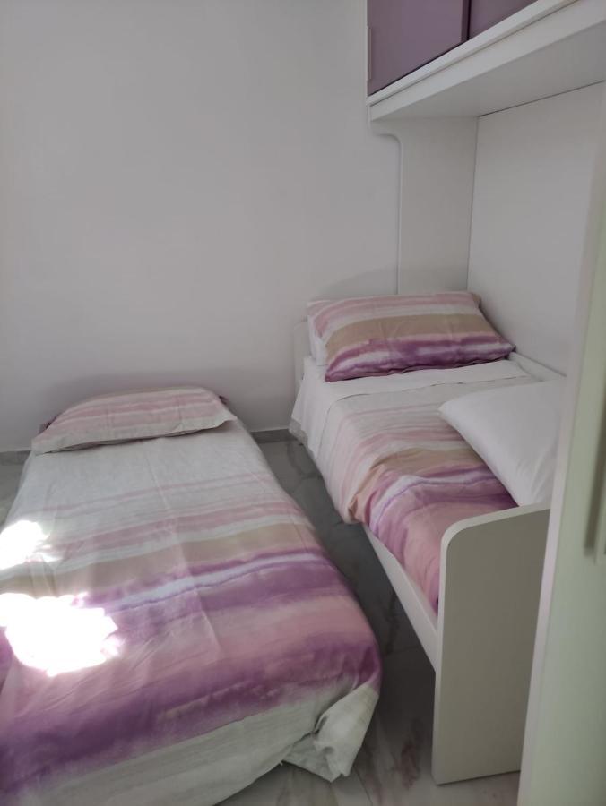 3Bien Sant'Anna Apartment Наполи Екстериор снимка